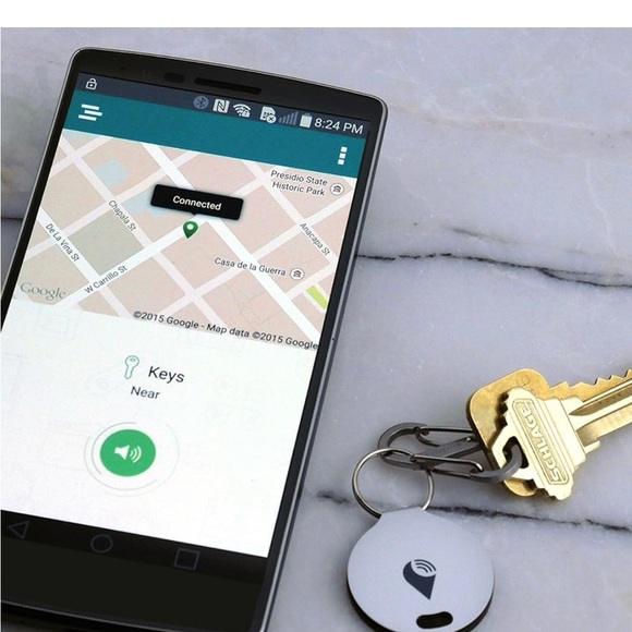 TrackRbravo tracker for Keys or Luggage. Carabiner included. - Picture 4 of 4